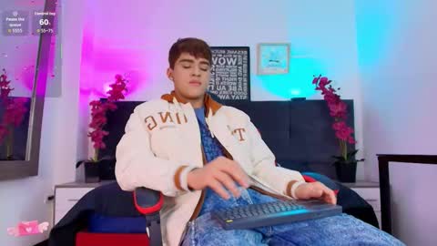 Snapshot of lucas_lovee chatting on 03/09/26, 12:53 Lucas lovee online show from 03/09/26, 12:53