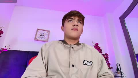Snapshot of lucas_lovee chatting on 04/04/26, 01:08 Lucas lovee online show from 04/04/26, 01:08