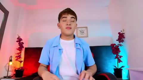 Snapshot of lucas_lovee chatting on 04/11/26, 01:26 Lucas lovee online show from 04/11/26, 01:26