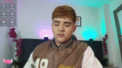 Snapshot of lucas_lovee chatting on 06/10/26, 01:43 Lucas lovee online show from 06/10/26, 01:43