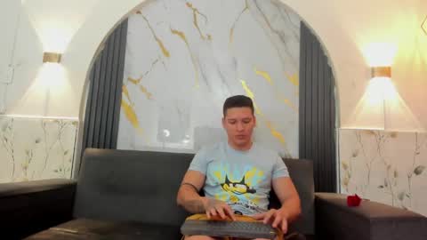 Snapshot of lucas_simonee chatting on 06/07/26, 11:14 Lucas Simone online show from 06/07/26, 11:14