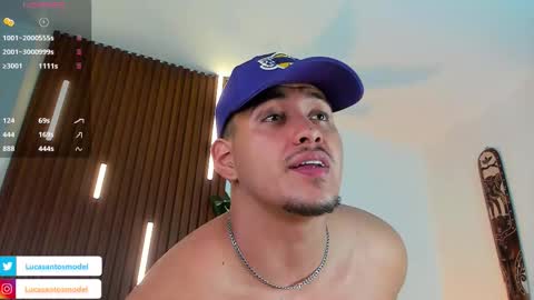 Snapshot of lucasanto_ chatting on 10/26/25, 02:06 LUCA SANTOS online show from 10/26/25, 02:06