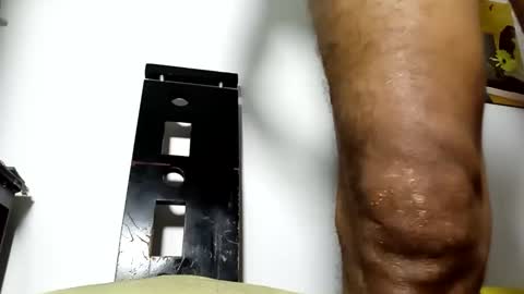 Snapshot of lucascastrohot chatting on 03/01/25, 06:32 Daniel online show from 03/01/25, 06:32