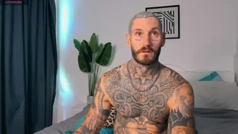 lucasexclusive online show from 07/17/26, 06:42