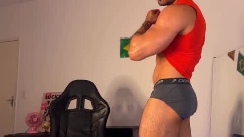 lucasfit24 online show from 07/14/26, 02:16