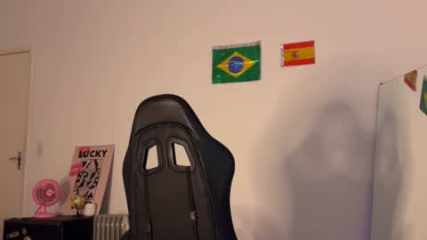 lucasfit24 online show from 07/20/26, 04:05