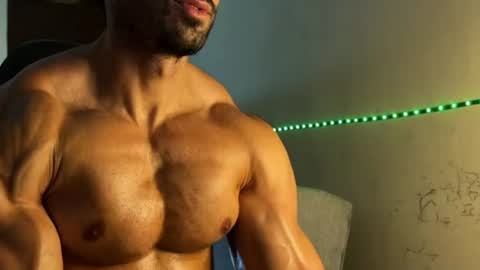 lucasfit24 online show from 08/01/26, 02:33