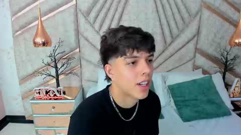 Snapshot of lucasopry chatting on 07/18/26, 02:54 Lucasopry online show from 07/18/26, 02:54