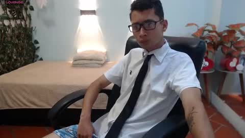 LucassSmith11 online show from 12/03/25, 12:03