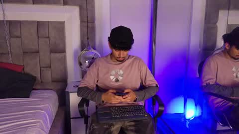 lucasthomson_ online show from 06/24/26, 03:49