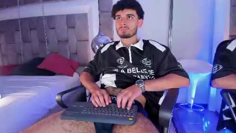 lucasthomson_ online show from 07/21/26, 04:15