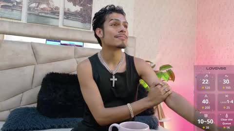 Snapshot of lucayleo chatting on 11/01/25, 04:36 Luca Leo online show from 11/01/25, 04:36