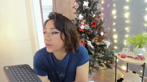 Luci y Fer online show from 12/15/24, 01:02