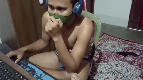 Snapshot of luci_ri chatting on 10/25/25, 02:30 luci_ri online show from 10/25/25, 02:30