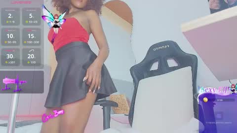 lucia01m online show from 05/30/26, 07:00