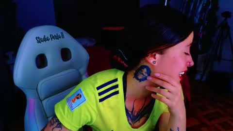 lucia_evans21 online show from 06/27/26, 08:47