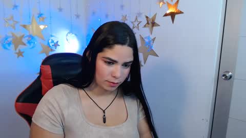 LUCIA online show from 10/03/25, 01:57