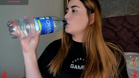 lucia star  online show from 12/11/24, 09:01