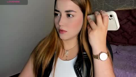 lucia star  online show from 12/28/24, 05:03