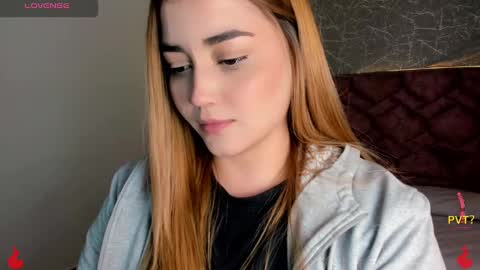 lucia star  online show from 01/07/25, 09:57