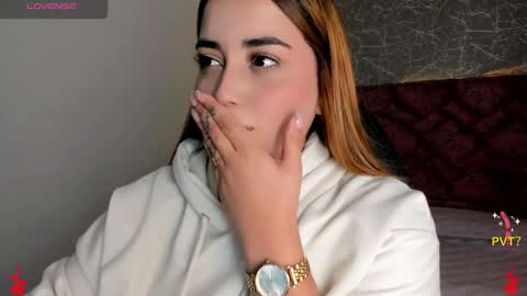 lucia star  online show from 01/09/25, 07:50