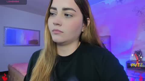 lucia star  online show from 02/14/25, 05:41