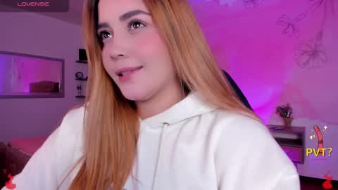 lucia star  online show from 02/22/25, 02:28