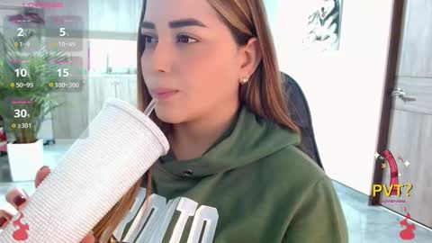 Snapshot of lucia_star_ chatting on 12/02/25, 11:56 lucia star online show from 12/02/25, 11:56