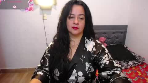 Lucia Vonne online show from 06/15/26, 12:02