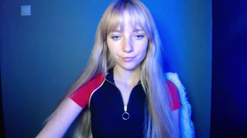 Lucy online show from 09/27/25, 08:58