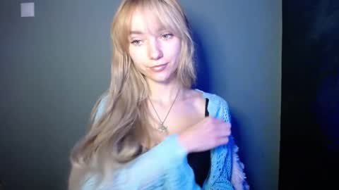 Lucy online show from 11/15/25, 08:22