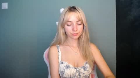 Lucy online show from 06/26/26, 12:31