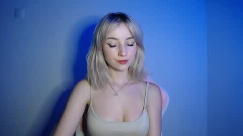Lucy online show from 07/26/26, 06:15