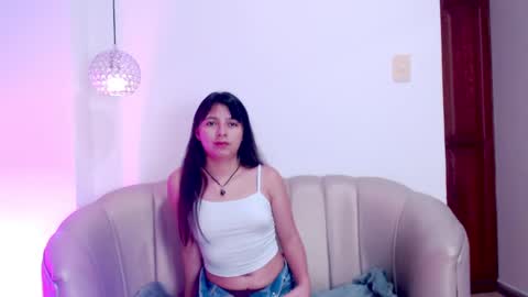 LuciaFerrero online show from 12/31/24, 11:53