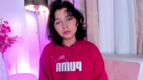 LuciaFerrero online show from 09/30/25, 12:26