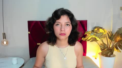 LuciaFerrero online show from 10/07/25, 12:52