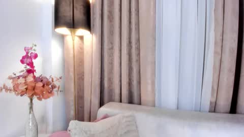 LuciaFerrero online show from 10/15/25, 02:11