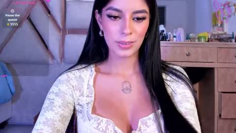 LuciaJhonnes online show from 11/26/25, 01:50