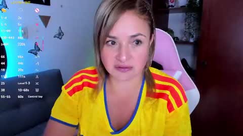 Lucia  online show from 06/17/26, 07:15