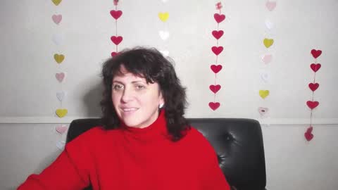 LuciaMi online show from 12/12/24, 02:37
