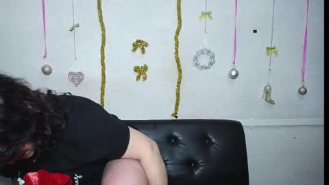 LuciaMi online show from 01/14/25, 09:20