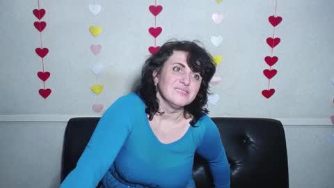 LuciaMi online show from 01/25/25, 10:07