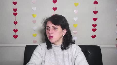 LuciaMi online show from 01/26/25, 06:06
