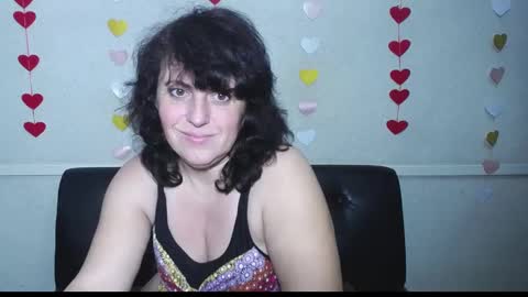 LuciaMi online show from 01/31/25, 12:06