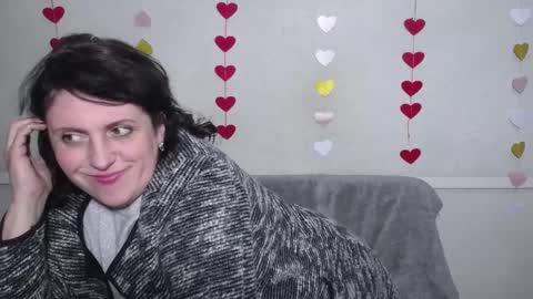LuciaMi online show from 02/20/25, 12:52