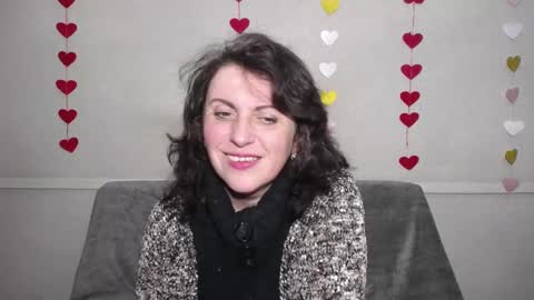 LuciaMi online show from 02/22/25, 01:33