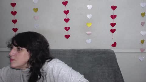 LuciaMi online show from 02/25/25, 06:09