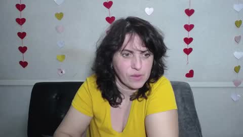 LuciaMi online show from 02/25/25, 09:13