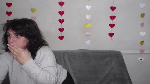 LuciaMi online show from 02/28/25, 09:44