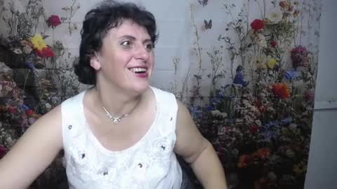 LuciaMi online show from 09/21/25, 05:09